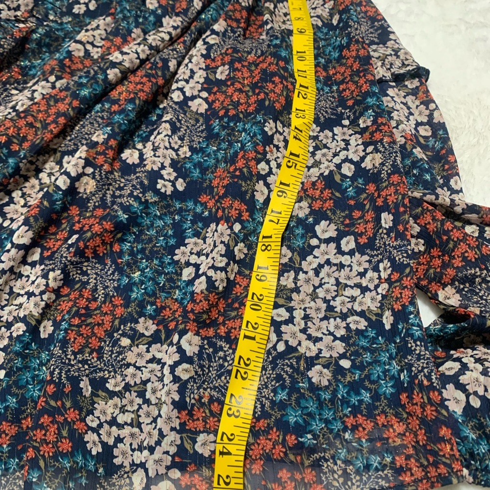 Wonderly Navy Floral Blouse with Orange and Cream Accents Ruffle Sleeves! - Picture 10 of 14